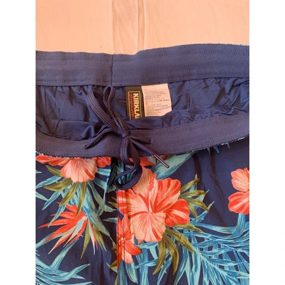 NWT Kirkland Swim Trunks Men's Size Large Tropical Shorts - Picture 6 of 7